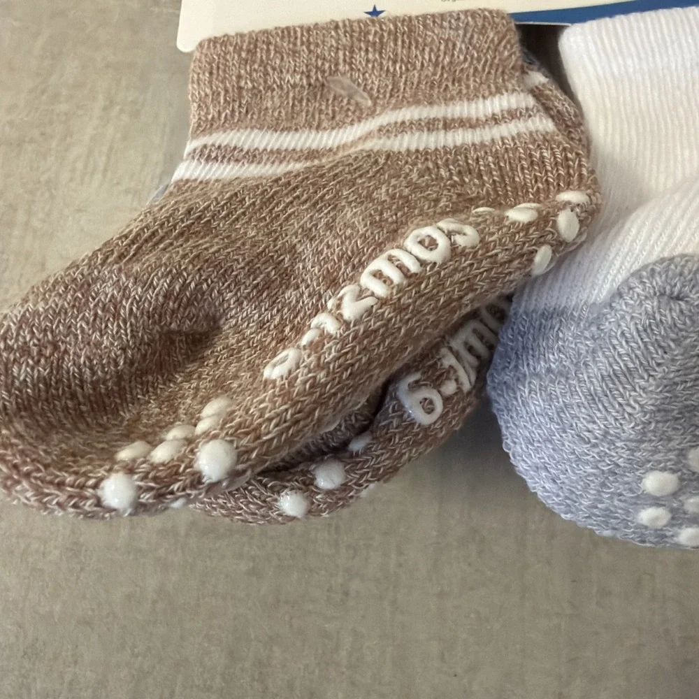 Hanes Multicolored 6 Pack Pure Comfort Ankle Socks Boys Size 6-12 Months